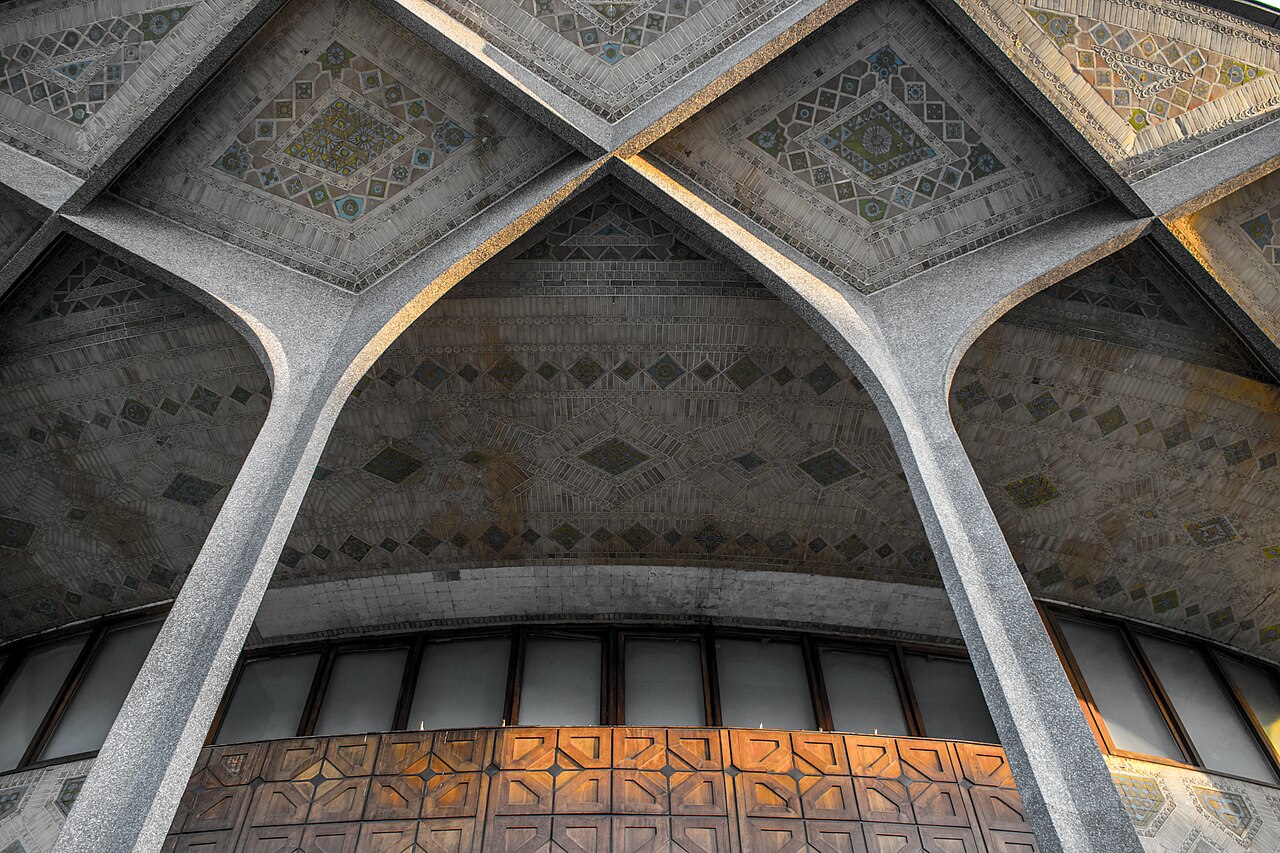 Artists in Tehran Still Face the Sealing of Their Venues